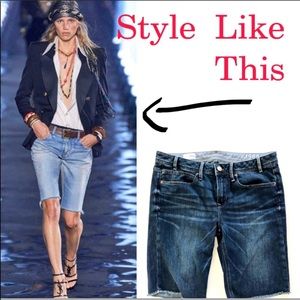 Vintage Gap 1969 cut off jean shorts.